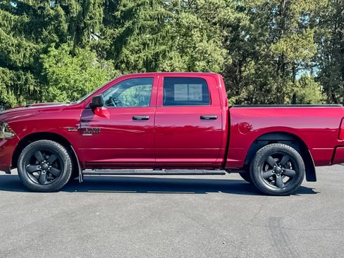 Used 2019 RAM 1500 Express w/ Wheel & Sound Group AWD/4WD image 8