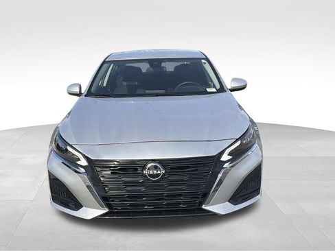 Used 2023 Nissan Altima 2.5 S image 8