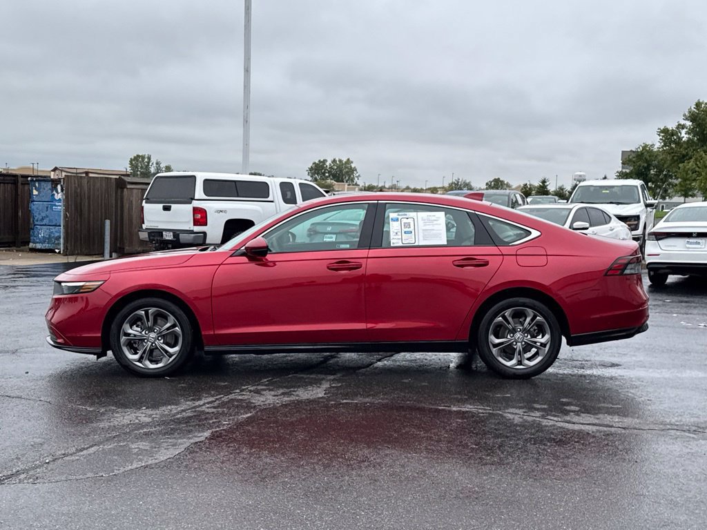 Certified 2025 Honda Accord EX-L image 4