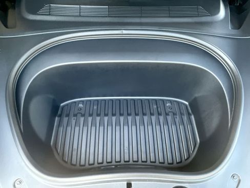 Used 2025 Tesla Model 3 Long Range RWD image 12