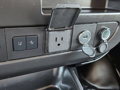 Used 2021 GMC Savana 3500 Extended w/ Power Convenience Package RWD image 22