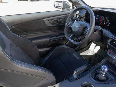 Used 2024 Ford Mustang Dark Horse image 19