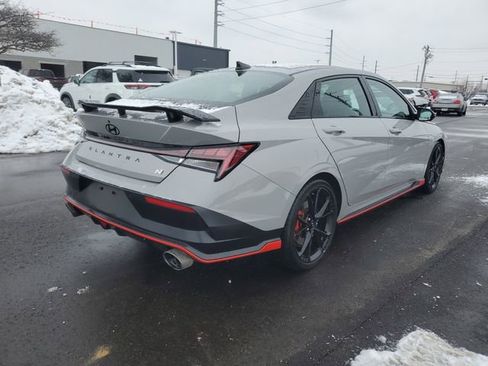 Used 2025 Hyundai Elantra N BASE image 4