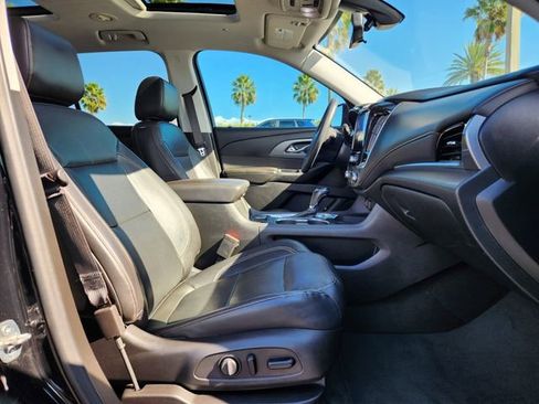 Used 2020 Chevrolet Traverse Premier image 20