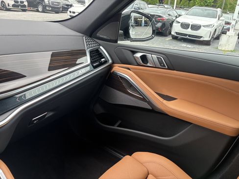 Used 2026 BMW X6 xDrive40i AWD/4WD image 15