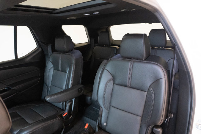 Used 2023 Chevrolet Traverse RS w/ LPO, Floor Liner Package AWD/4WD image 24
