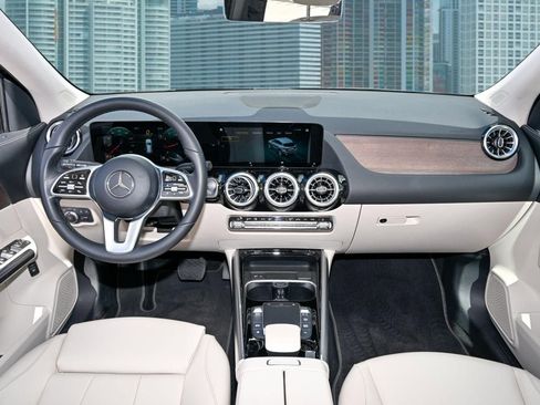 Used 2022 Mercedes-Benz GLA 250 image 20
