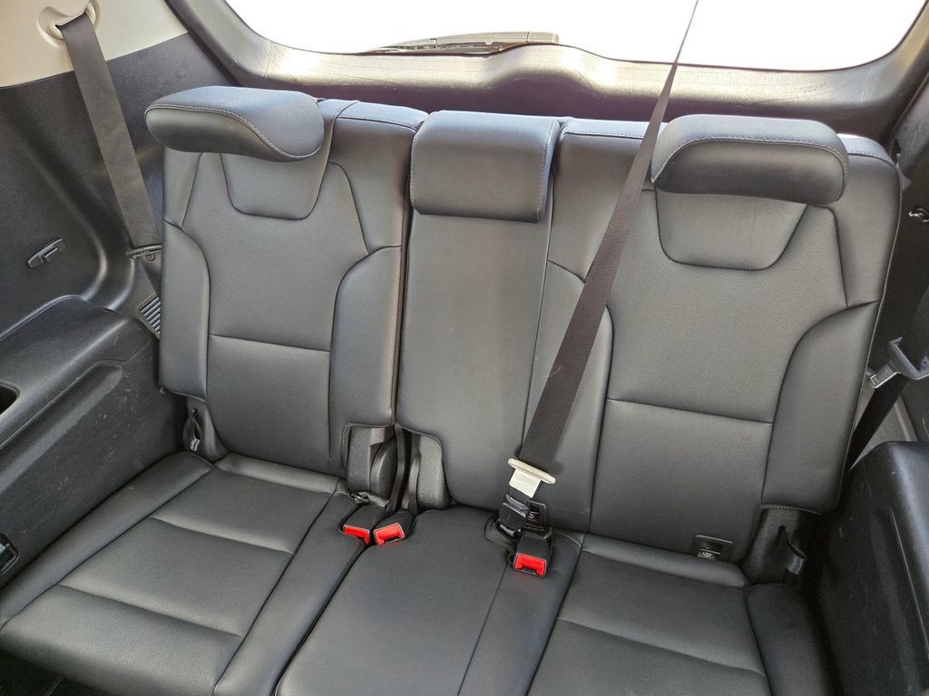 Certified 2023 Kia Telluride EX w/ EX Captain's Chair Package FWD image 20