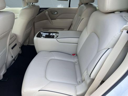 Used 2021 INFINITI QX80 Luxe w/ All-Season Package RWD image 14