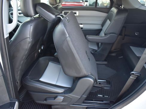 Used 2024 Ford Explorer XLT w/ Equipment Group 202A image 45