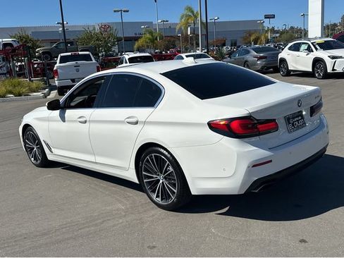 Used 2021 BMW 540i w/ Premium Package RWD image 4