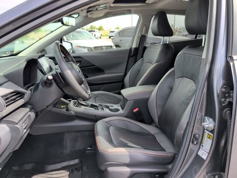 Used 2024 Subaru Crosstrek 2.5i Limited w/ Crosstrek Mirror Package AWD/4WD image 9
