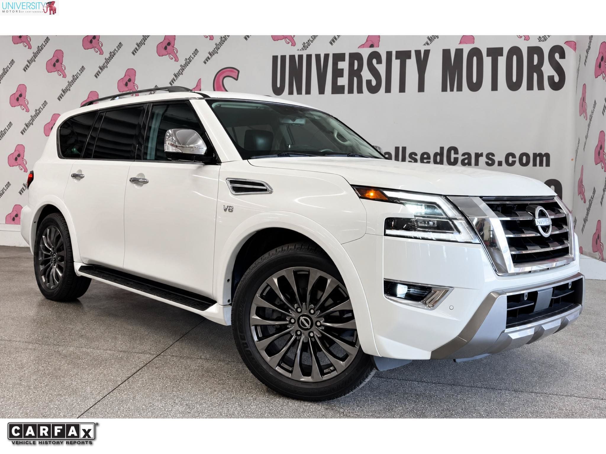 Used 2022 Nissan Armada Platinum w/ Captain's Chairs Package RWD image 1