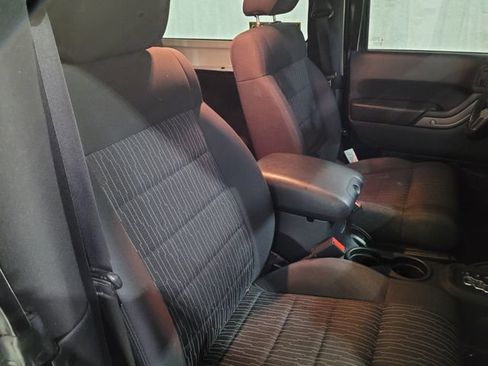 Used 2012 Jeep Wrangler Sport image 37
