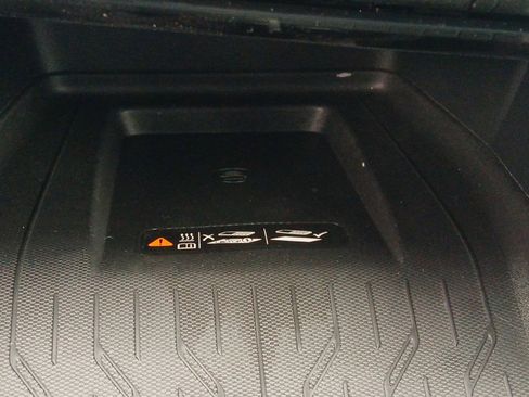 New 2026 Chevrolet Equinox EV LT image 15