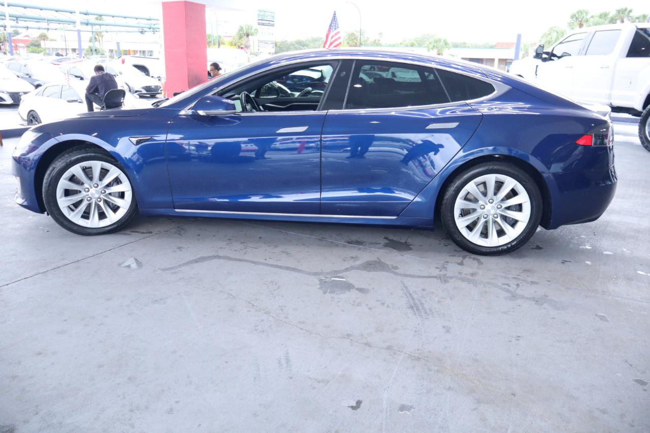 Used 2018 Tesla Model S 100D AWD/4WD image 10