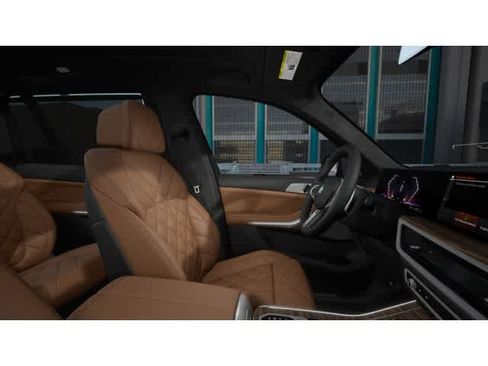 New 2026 BMW X7 xDrive40i w/ M Sport Package image 9