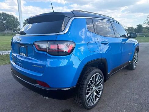 Used 2022 Jeep Compass Limited w/ Elite Group AWD/4WD image 7