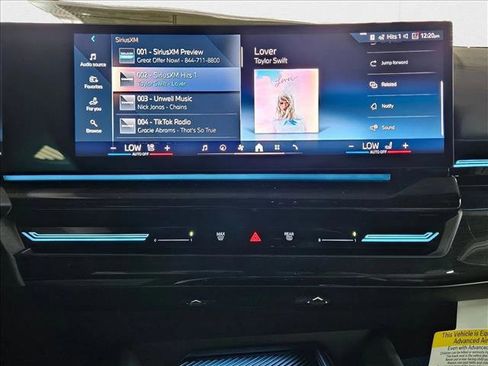 Used 2026 BMW 530i xDrive w/ Premium Package image 11