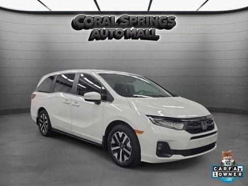 Certified 2025 Honda Odyssey EX-L image 1