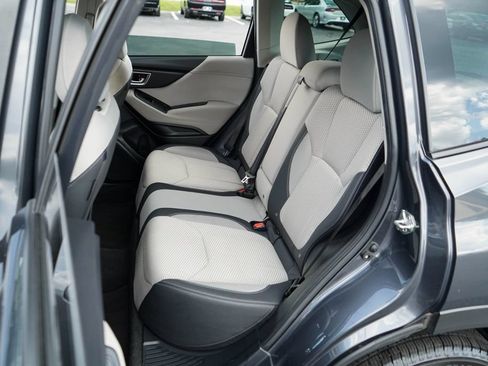 Used 2023 Subaru Forester Premium AWD/4WD image 8