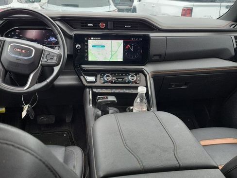 Used 2024 GMC Sierra 1500 AT4 w/ Technology Package image 7