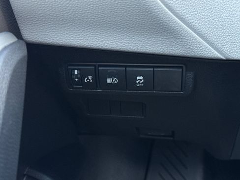 New 2026 Toyota Corolla Cross LE AWD/4WD image 29