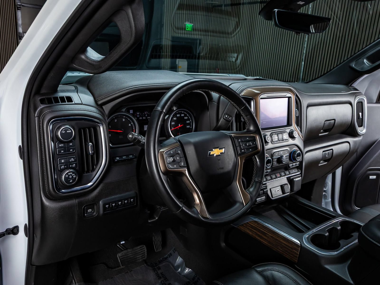 Used 2023 Chevrolet Silverado 3500 High Country AWD/4WD image 16