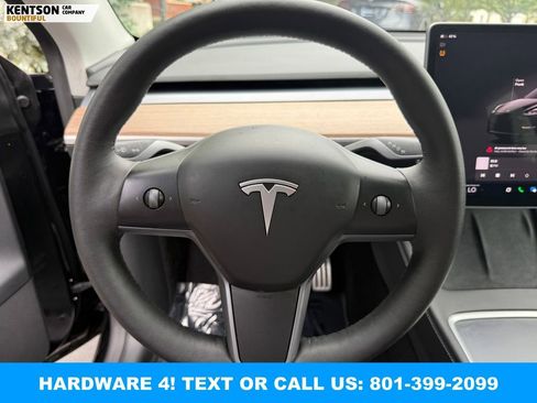 Used 2023 Tesla Model Y Performance AWD/4WD image 16