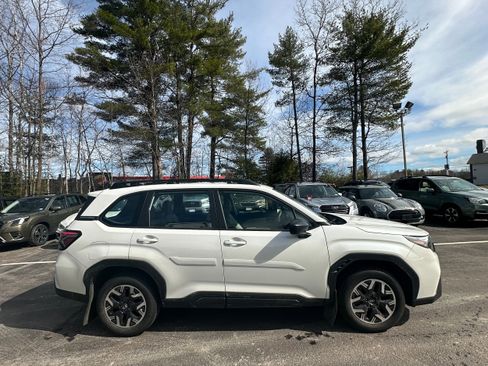 Used 2025 Subaru Forester image 4