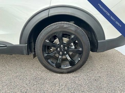 Used 2024 Ford Explorer ST-Line w/ Class IV Trailer Tow Package RWD image 6