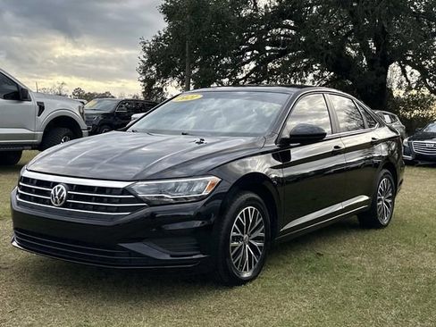 Used 2021 Volkswagen Jetta SE image 5