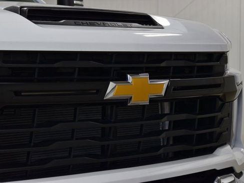 New 2025 Chevrolet Silverado 2500 W/T w/ WT Convenience Package AWD/4WD image 5