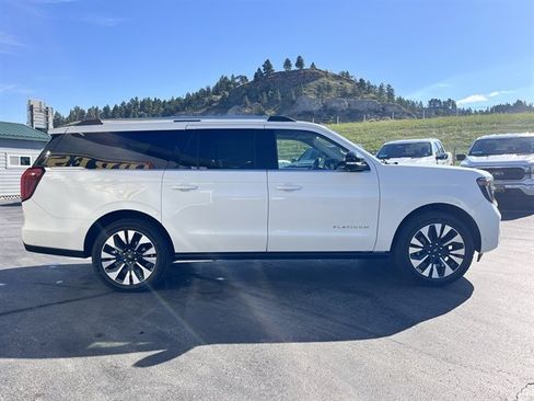 Used 2025 Ford Expedition Max Platinum AWD/4WD image 5