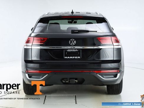 Used 2023 Volkswagen Atlas Cross Sport SE w/ Black Wheel Package FWD image 46