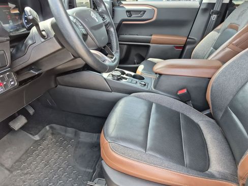 Used 2021 Ford Bronco Sport Outer Banks w/ Outer Banks Package (96D) AWD/4WD image 10