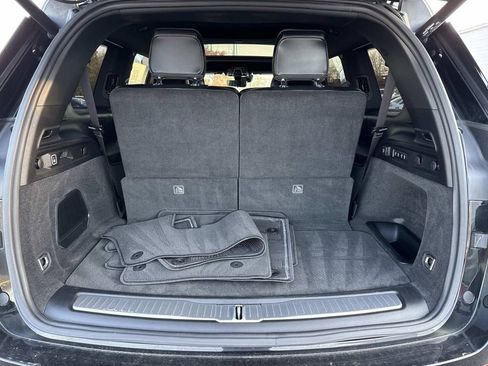 Used 2021 Jeep Grand Cherokee L Overland w/ Luxury Tech Group IV AWD/4WD image 12