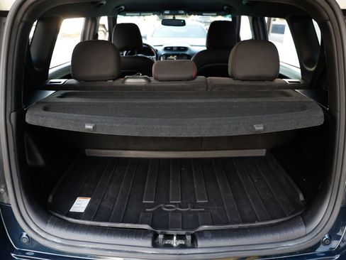 Used 2018 Kia Soul + image 28