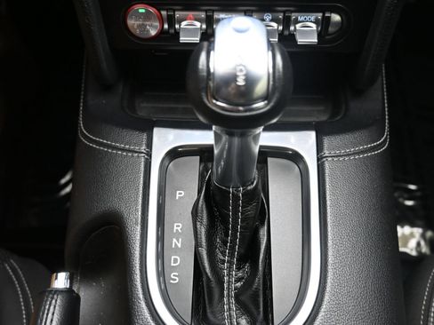 Used 2022 Ford Mustang GT Premium w/ Equipment Group 401A RWD image 17