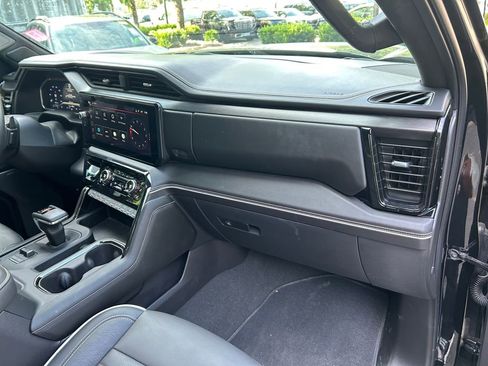 Used 2024 GMC Sierra 1500 AT4X image 20