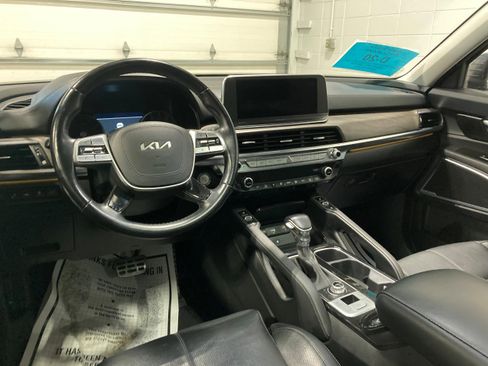 Used 2022 Kia Telluride SX image 24