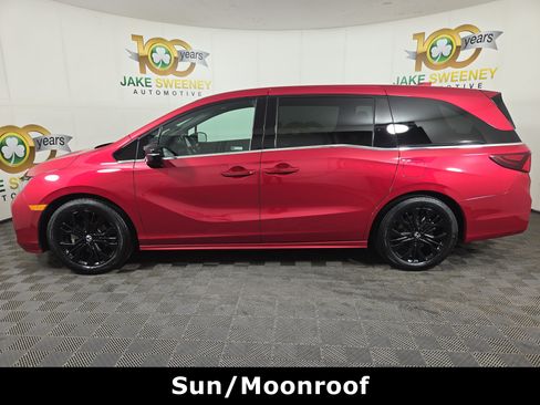Used 2025 Honda Odyssey Sport-L image 4