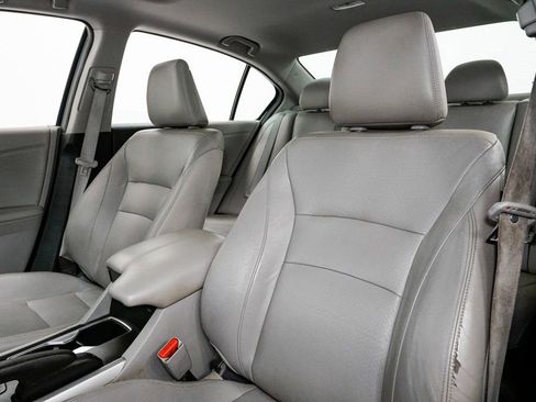 Used 2015 Honda Accord EX-L image 9