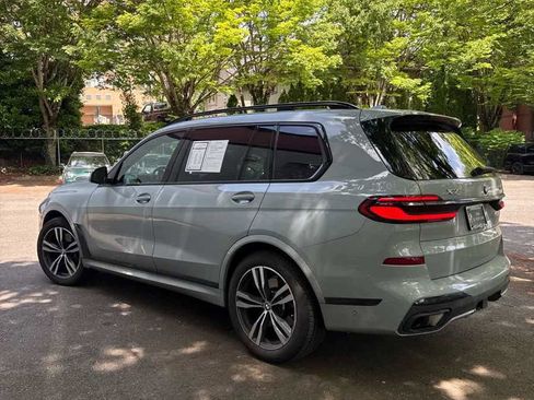 Used 2024 BMW X7 xDrive40i w/ Executive Package AWD/4WD image 2