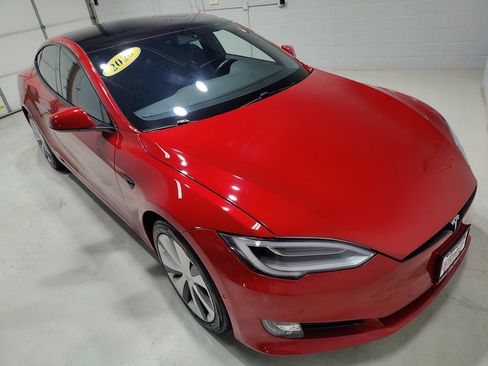 Used 2020 Tesla Model S Long Range Plus AWD/4WD image 2