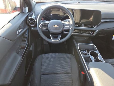 New 2026 Chevrolet Equinox LT w/ Safety and Technology Package FWD image 29