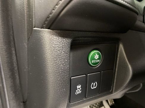 Used 2020 Honda HR-V Sport image 20