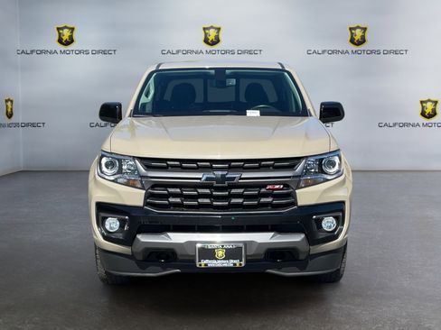 Used 2022 Chevrolet Colorado Z71 image 2