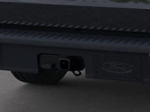 New 2025 Ford Maverick XLT w/ XLT Luxury Package FWD image 30