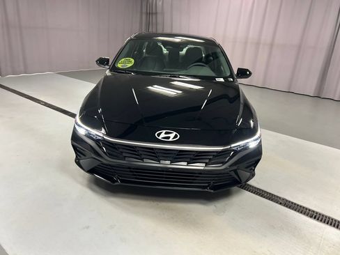 New 2026 Hyundai Elantra Sport FWD image 2